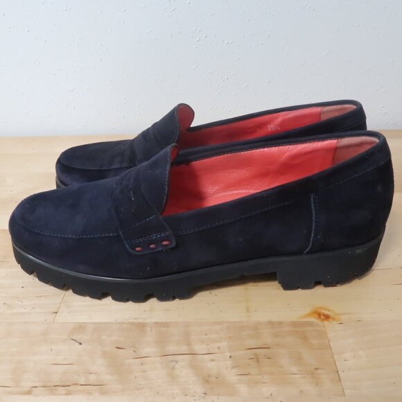Pas de Rouge Navy and Red Loafers - Picture 11 of 14